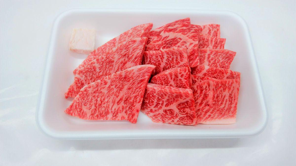 9-2 特選黒毛和牛　カルビ・モモ(焼き肉用) 300g入り